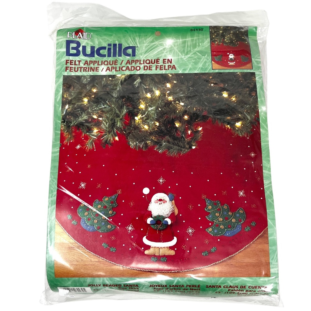 ⛔️ SOLD! ⛔️ Bucilla Christmas Tree Skirt Kit JOLLY BEADED SANTA 43" Round